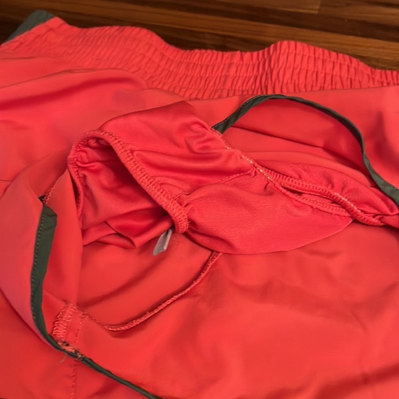 Nike Dri-Fit shorts Hot Pink Med - Picture 4 of 6